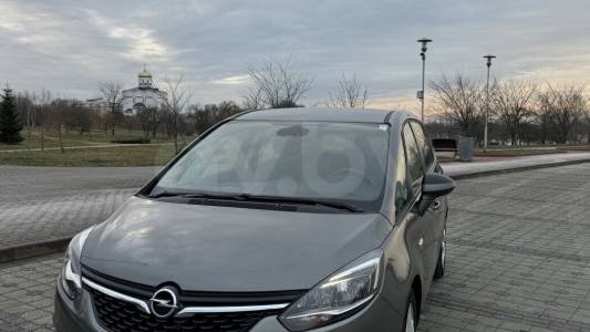 Opel Zafira C Рестайлинг