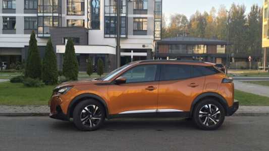 Peugeot 2008 II, 2021, пробег 111500 км Peugeot 2008 II, 2021, пробег 111500 км