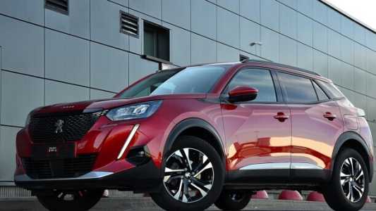 Peugeot 2008 II, 2021, пробег 12000 км