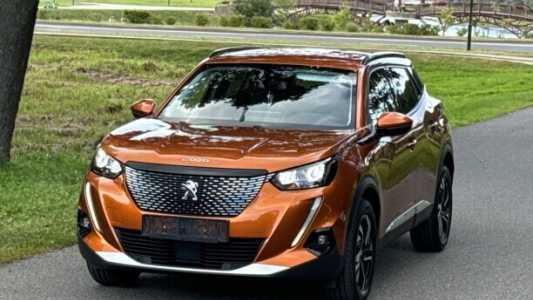 Peugeot 2008 II, 2021, пробег 167000 км Peugeot 2008 II, 2021, пробег 167000 км