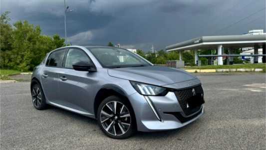 Peugeot 208 II, 2020, пробег 137000 км