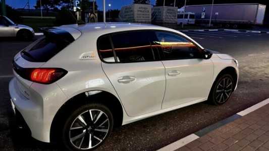 Peugeot 208 II, 2020, пробег 70000 км