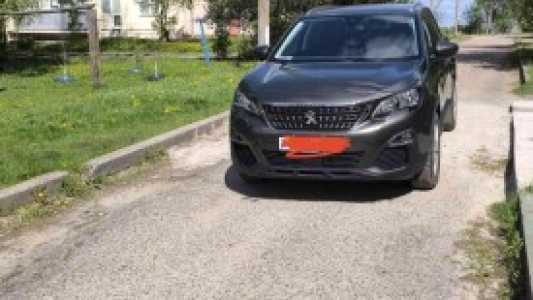 Peugeot 3008 II, 2020, пробег 143000 км Peugeot 3008 II, 2020, пробег 143000 км