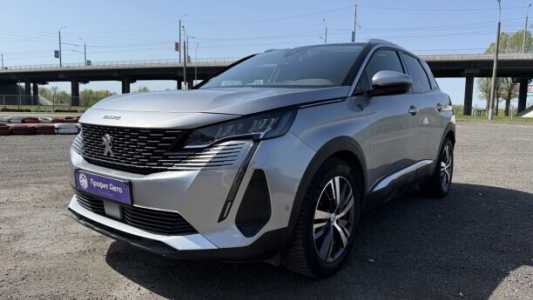 Peugeot 3008 II Рестайлинг, 2020, пробег 105000 км Peugeot 3008 II Рестайлинг, 2020, пробег 105000 км