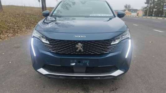 Peugeot 3008 II Рестайлинг, 2021, пробег 135000 км Peugeot 3008 II Рестайлинг, 2021, пробег 135000 км