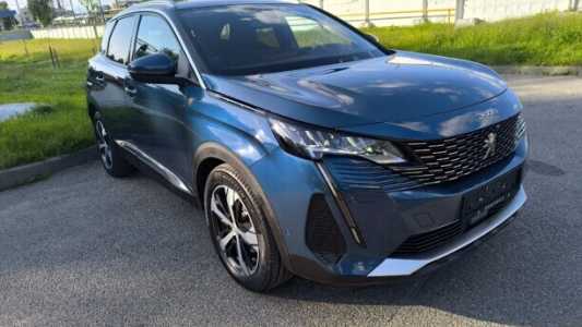 Peugeot 3008 II Рестайлинг, 2021, пробег 156000 км Peugeot 3008 II Рестайлинг, 2021, пробег 156000 км