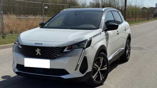 Peugeot 3008 II Рестайлинг, 2021, пробег 165000 км Peugeot 3008 II Рестайлинг, 2021, пробег 165000 км