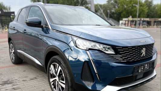 Peugeot 3008 II Рестайлинг, 2021, пробег 198000 км Peugeot 3008 II Рестайлинг, 2021, пробег 198000 км