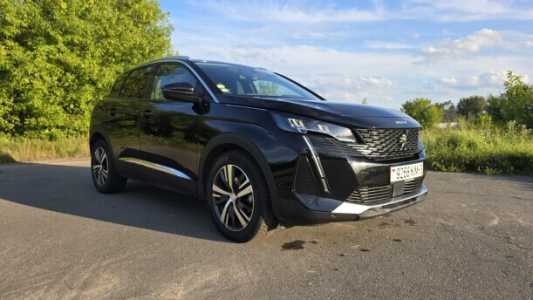 Peugeot 3008 II Рестайлинг, 2021, пробег 87200 км Peugeot 3008 II Рестайлинг, 2021, пробег 87200 км