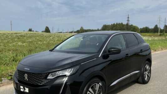 Peugeot 3008 II Рестайлинг, 2022, пробег 107000 км Peugeot 3008 II Рестайлинг, 2022, пробег 107000 км
