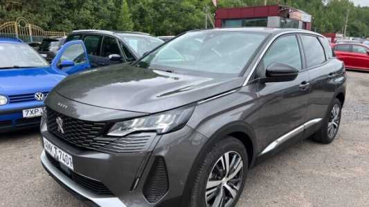 Peugeot 3008 II Рестайлинг, 2022, пробег 120000 км Peugeot 3008 II Рестайлинг, 2022, пробег 120000 км