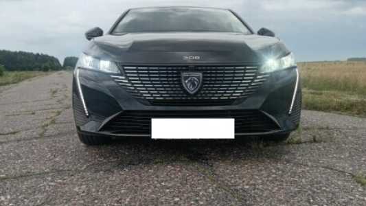 Peugeot 308 III, 2022, пробег 131000 км