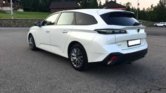 Peugeot 308 III, 2022, пробег 135000 км