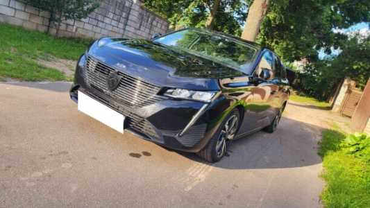 Peugeot 308 III, 2022, пробег 147000 км