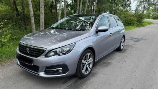 Peugeot 308 T9 Рестайлинг, 2018, пробег 218250 км Peugeot 308 T9 Рестайлинг, 2018, пробег 218250 км