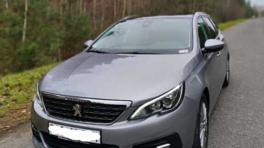 Peugeot 308 T9 Рестайлинг, 2019, пробег 107000 км Peugeot 308 T9 Рестайлинг, 2019, пробег 107000 км