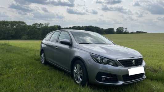 Peugeot 308 T9 Рестайлинг, 2019, пробег 133000 км Peugeot 308 T9 Рестайлинг, 2019, пробег 133000 км