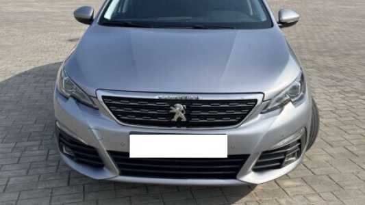 Peugeot 308 T9 Рестайлинг, 2019, пробег 180000 км Peugeot 308 T9 Рестайлинг, 2019, пробег 180000 км