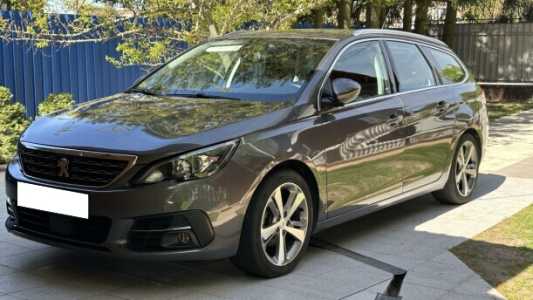 Peugeot 308 T9  Рестайлинг, 2019, пробег 184720 км