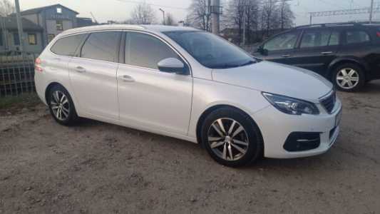 Peugeot 308 T9 Рестайлинг, 2019, пробег 201000 км Peugeot 308 T9 Рестайлинг, 2019, пробег 201000 км