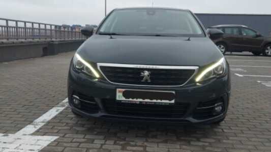 Peugeot 308 T9 Рестайлинг, 2019, пробег 202063 км Peugeot 308 T9 Рестайлинг, 2019, пробег 202063 км