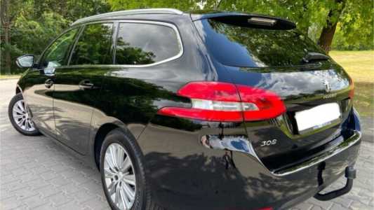 Peugeot 308 T9  Рестайлинг, 2020, пробег 121350 км