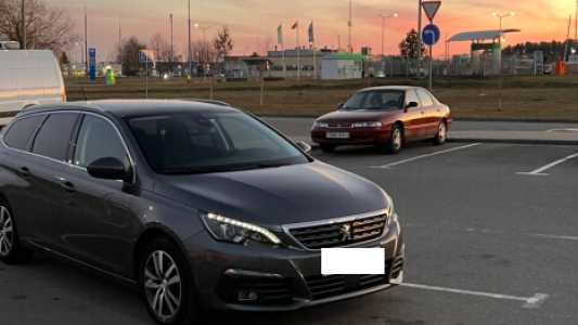 Peugeot 308 T9  Рестайлинг, 2020, пробег 175000 км