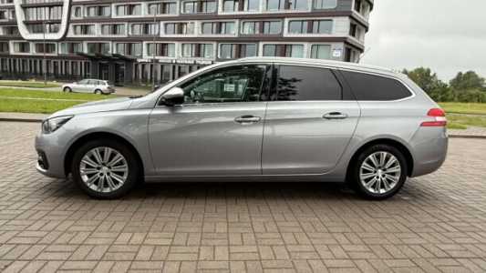 Peugeot 308 T9 Рестайлинг, 2020, пробег 190000 км Peugeot 308 T9 Рестайлинг, 2020, пробег 190000 км