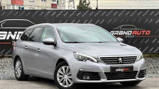 Peugeot 308 T9 Рестайлинг, 2021, пробег 140378 км Peugeot 308 T9 Рестайлинг, 2021, пробег 140378 км