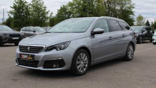 Peugeot 308 T9 Рестайлинг, 2021, пробег 155000 км Peugeot 308 T9 Рестайлинг, 2021, пробег 155000 км