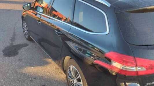 Peugeot 308 T9 Рестайлинг, 2021, пробег 170000 км Peugeot 308 T9 Рестайлинг, 2021, пробег 170000 км
