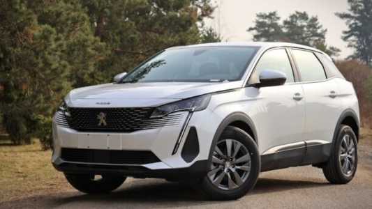 Peugeot 4008 II Рестайлинг, 2021, пробег 93 км Peugeot 4008 II Рестайлинг, 2021, пробег 93 км
