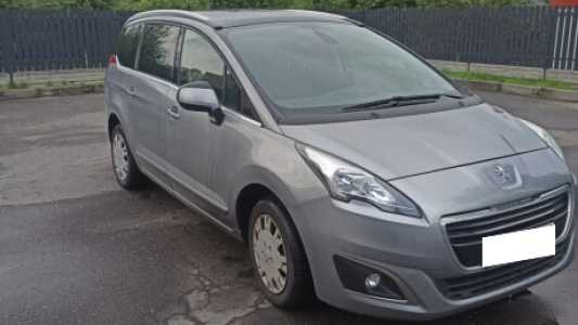 Peugeot 5008 I Рестайлинг, 2016, пробег 148000 км Peugeot 5008 I Рестайлинг, 2016, пробег 148000 км