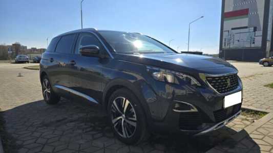 Peugeot 5008 II, 2019, пробег 119000 км