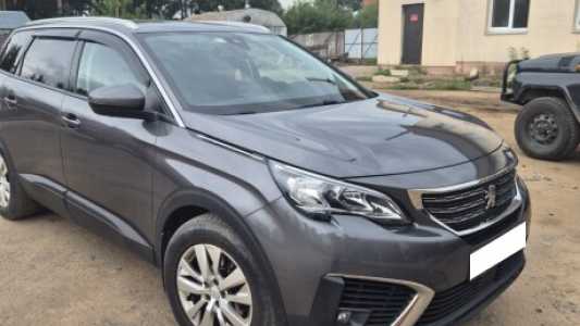 Peugeot 5008 II, 2019, пробег 240000 км