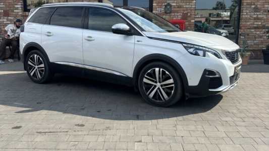 Peugeot 5008 II, 2019, пробег 95400 км