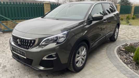 Peugeot 5008 II, 2020, пробег 139000 км Peugeot 5008 II, 2020, пробег 139000 км