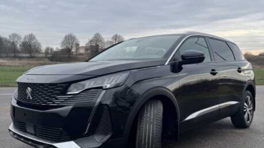 Peugeot 5008 II Рестайлинг, 2021, пробег 133000 км Peugeot 5008 II Рестайлинг, 2021, пробег 133000 км