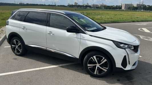 Peugeot 5008 II Рестайлинг, 2021, пробег 203000 км Peugeot 5008 II Рестайлинг, 2021, пробег 203000 км