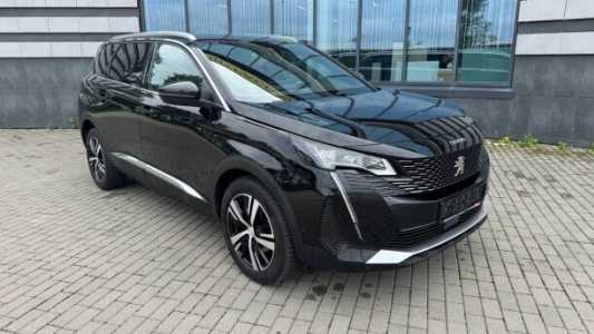 Peugeot 5008 II Рестайлинг, 2022, пробег 150000 км Peugeot 5008 II Рестайлинг, 2022, пробег 150000 км