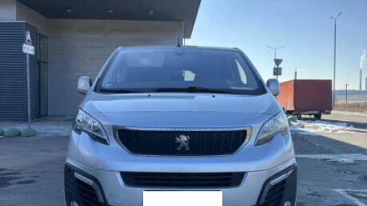 Peugeot Traveller , 2016, пробег 346396 км Peugeot Traveller , 2016, пробег 346396 км