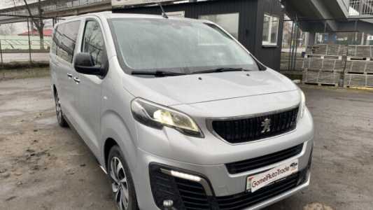 Peugeot Traveller , 2018, пробег 204000 км Peugeot Traveller , 2018, пробег 204000 км