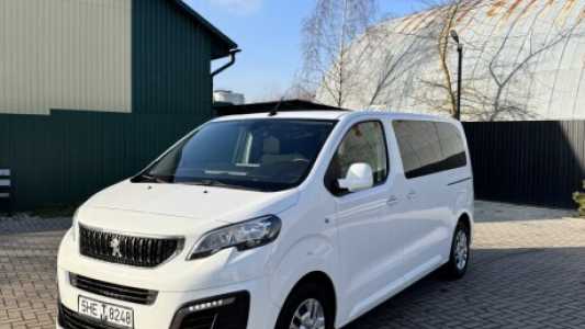 Peugeot Traveller , 2020, пробег 82000 км Peugeot Traveller , 2020, пробег 82000 км