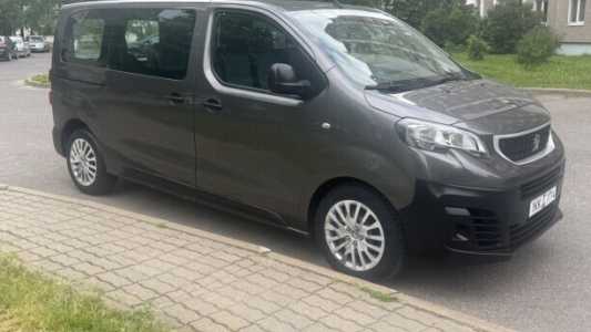 Peugeot Traveller , 2021, пробег 82000 км Peugeot Traveller , 2021, пробег 82000 км