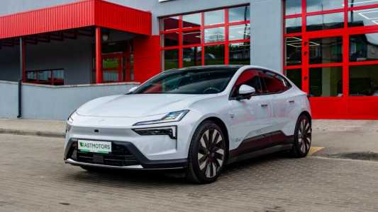Polestar 4 I