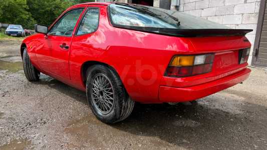 Porsche 924 I