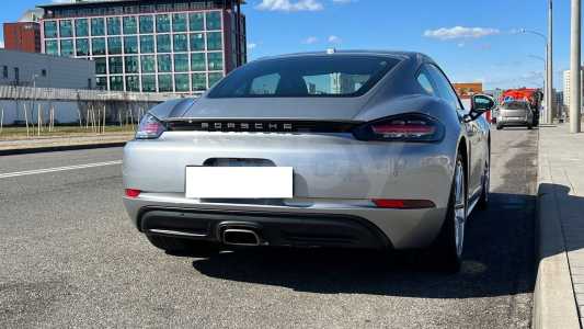 Porsche Cayman 982