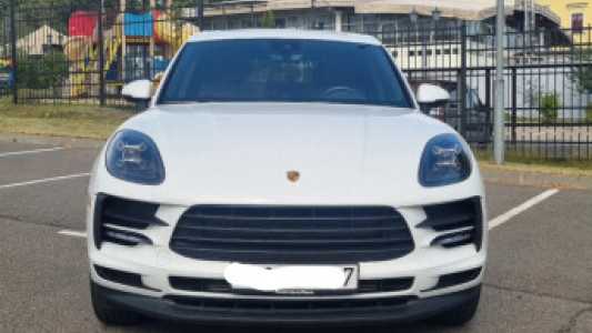 Porsche Macan I  2-й рестайлинг, 2021, пробег 55900 км