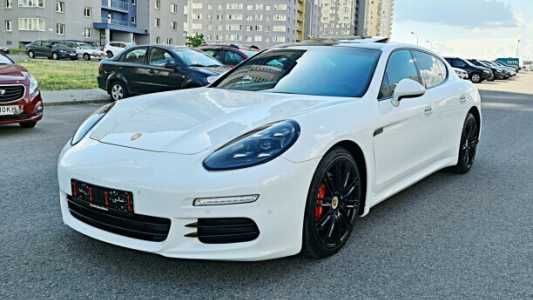 Porsche Panamera 970 Рестайлинг, 2016, пробег 74000 км Porsche Panamera 970 Рестайлинг, 2016, пробег 74000 км