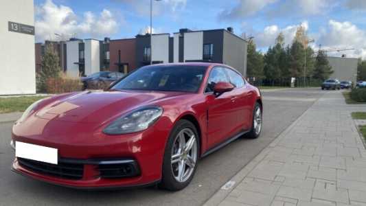 Porsche Panamera 971, 2018, пробег 122000 км Porsche Panamera 971, 2018, пробег 122000 км